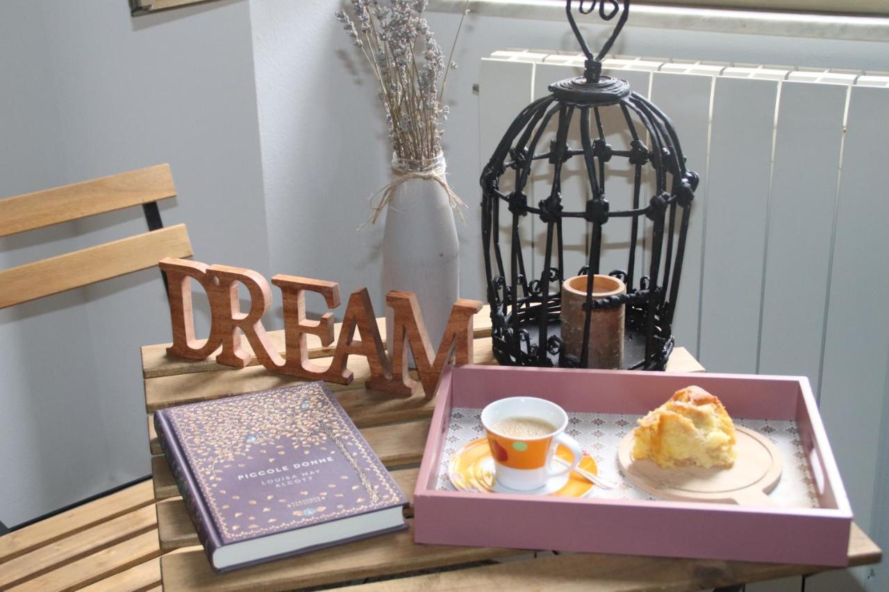 Santu Bustianu Bed & Breakfast Orgosolo Ngoại thất bức ảnh